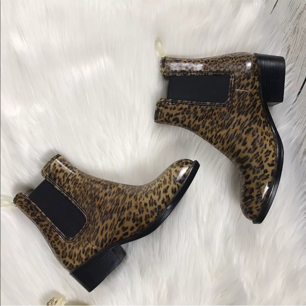 Jeffrey Campbell Stormy Rain Boots ANIMAL Print - Picture 5 of 8